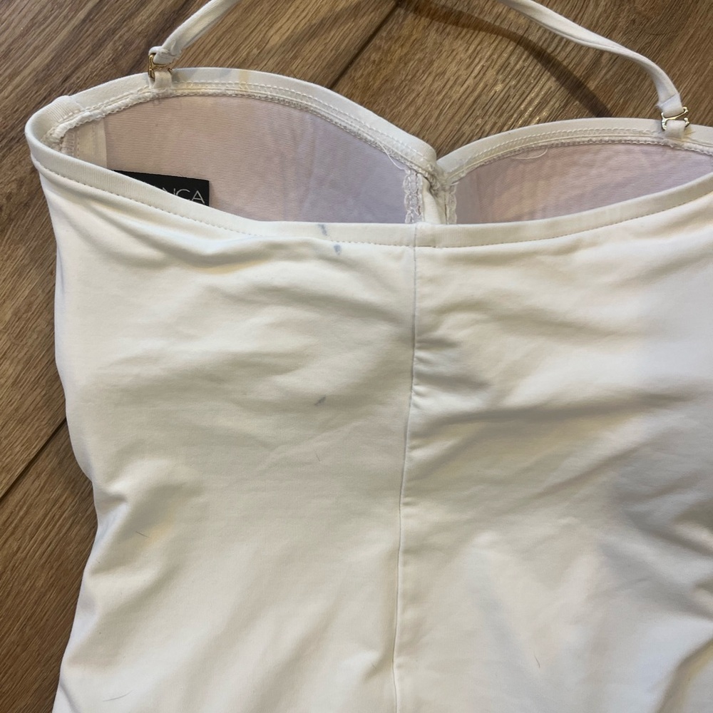 La Blanca white swimsuit - Picture 5 of 5